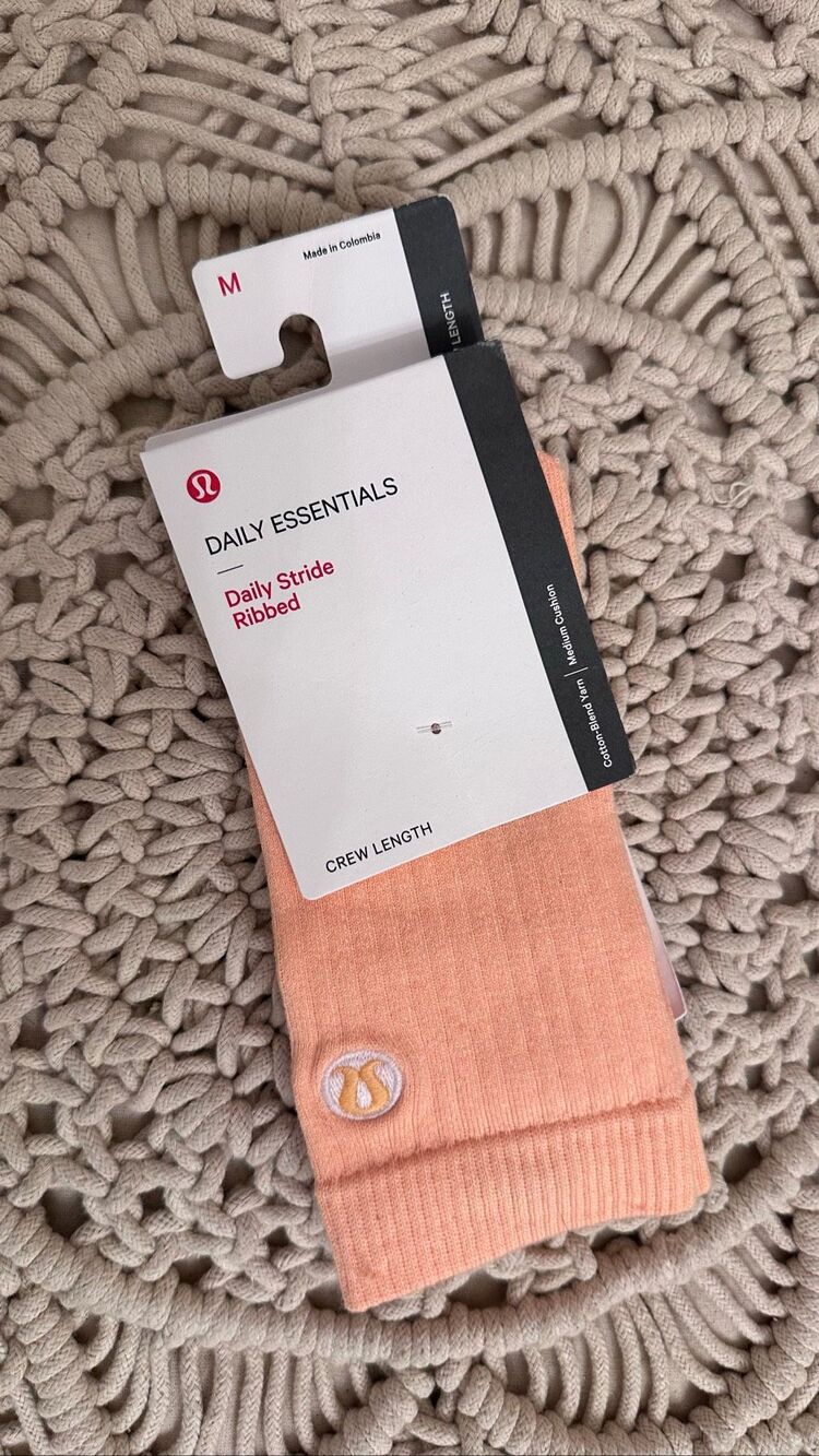 Lululemon Daily Stride Ribbed Crew Socks In Sherbet Size Medium Shoes Size 6.5-8